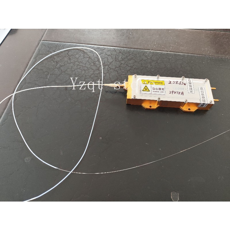 Industrial Applications Of Laser - 260-W-Hochleistungs-Laserpumpmodul mit optischer Faser für industrielle